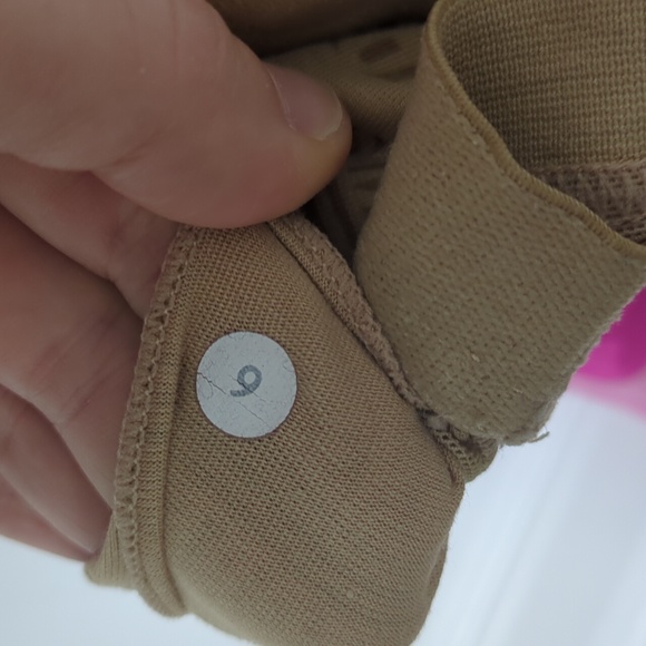 Lululemon training top - Picture 5 of 5